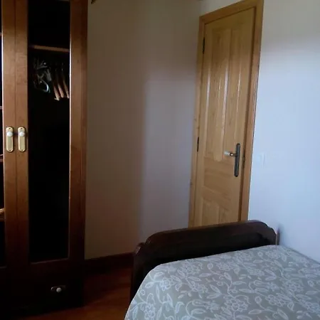 Casa Crisanta Holiday home Lomba